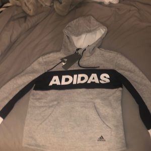 Adidas Sweatshirt